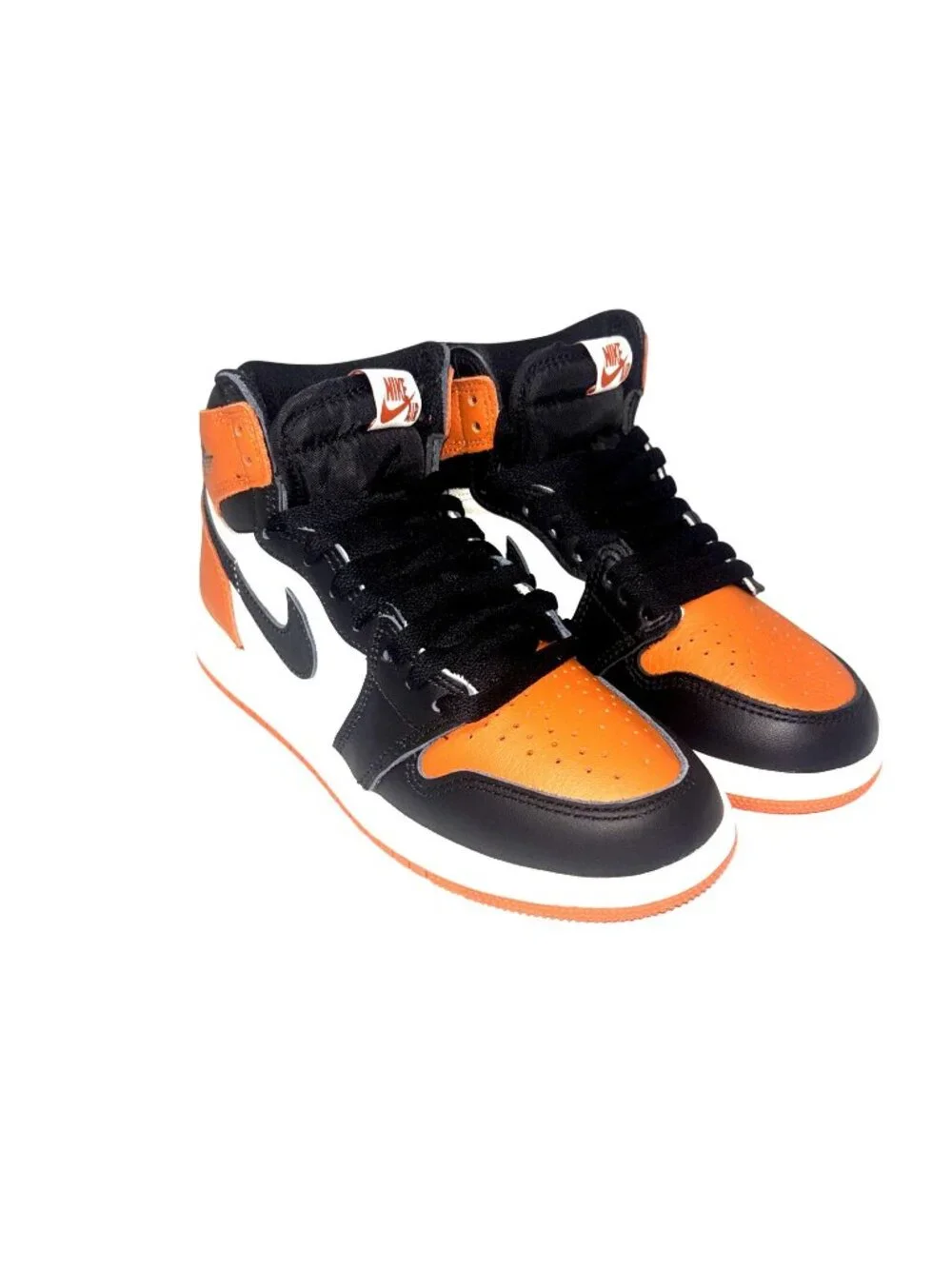 Nike Big Kids Air Jordan 1 Retro High OG Shoes Black/White/Orange  Size 4Y